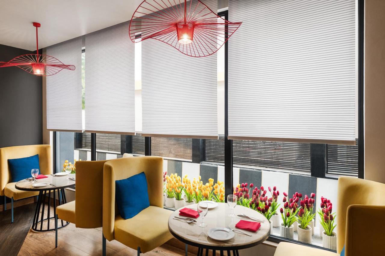 Ramada Encore By Wyndham Siliguri Sevoke Road Zewnętrze zdjęcie