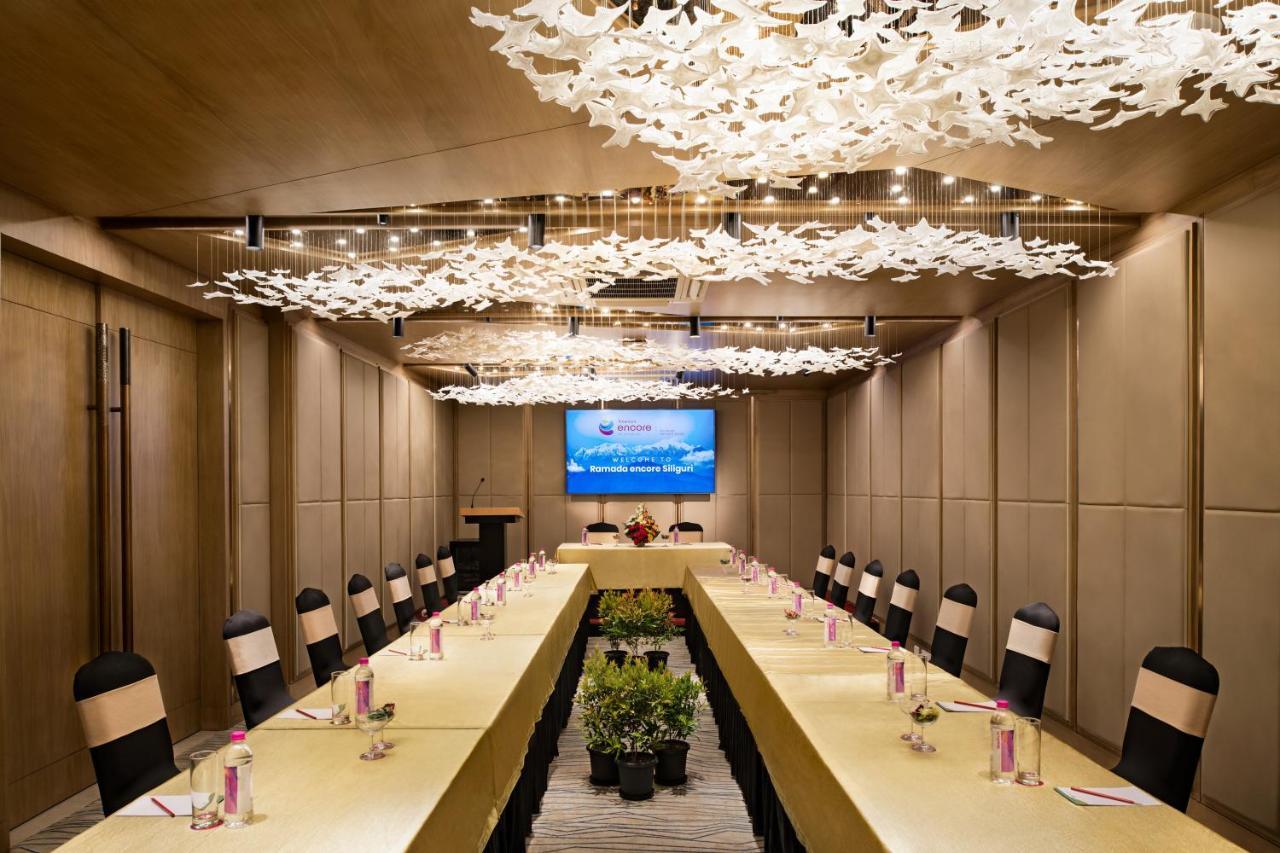 Ramada Encore By Wyndham Siliguri Sevoke Road Zewnętrze zdjęcie