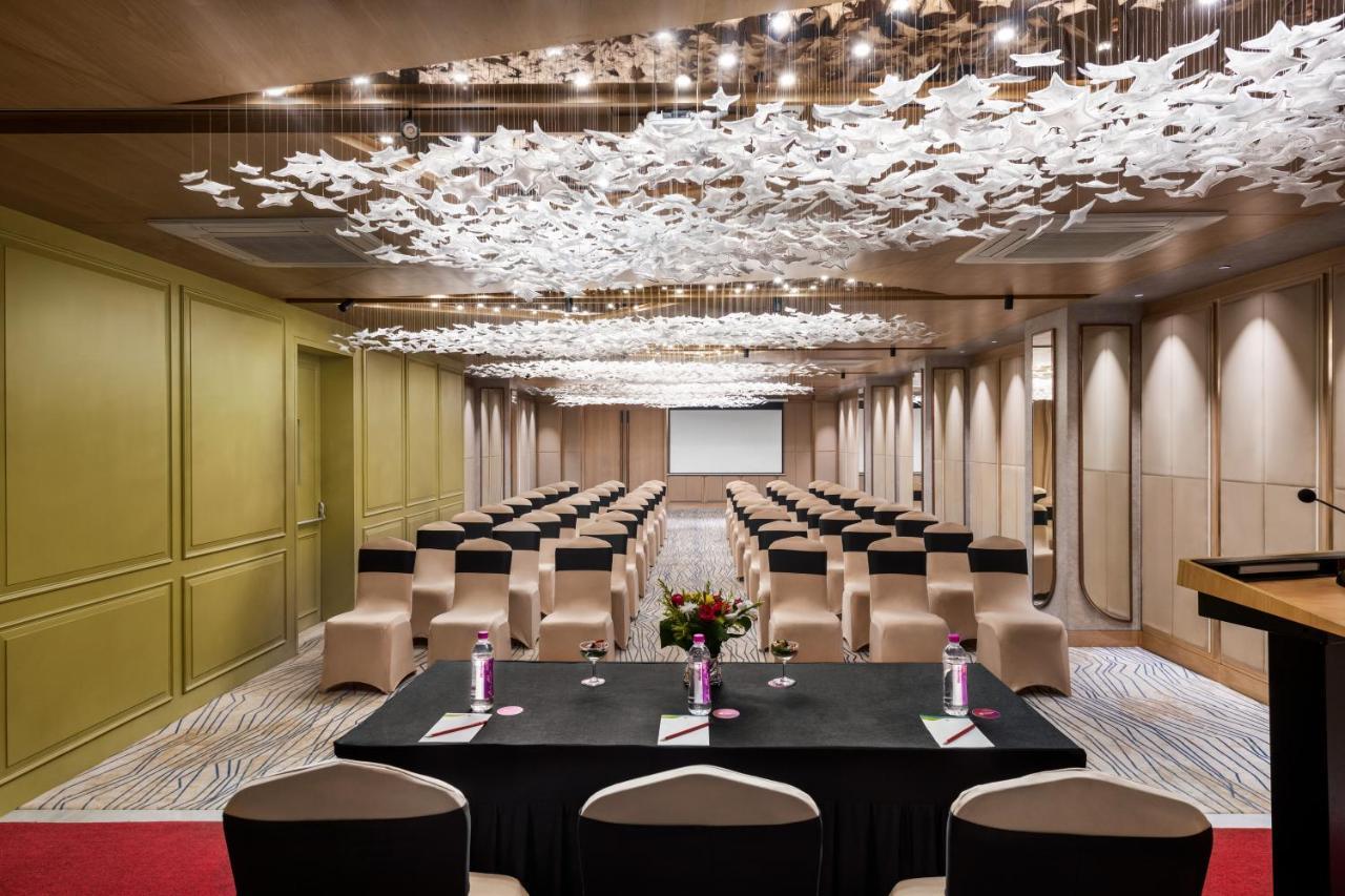 Ramada Encore By Wyndham Siliguri Sevoke Road Zewnętrze zdjęcie