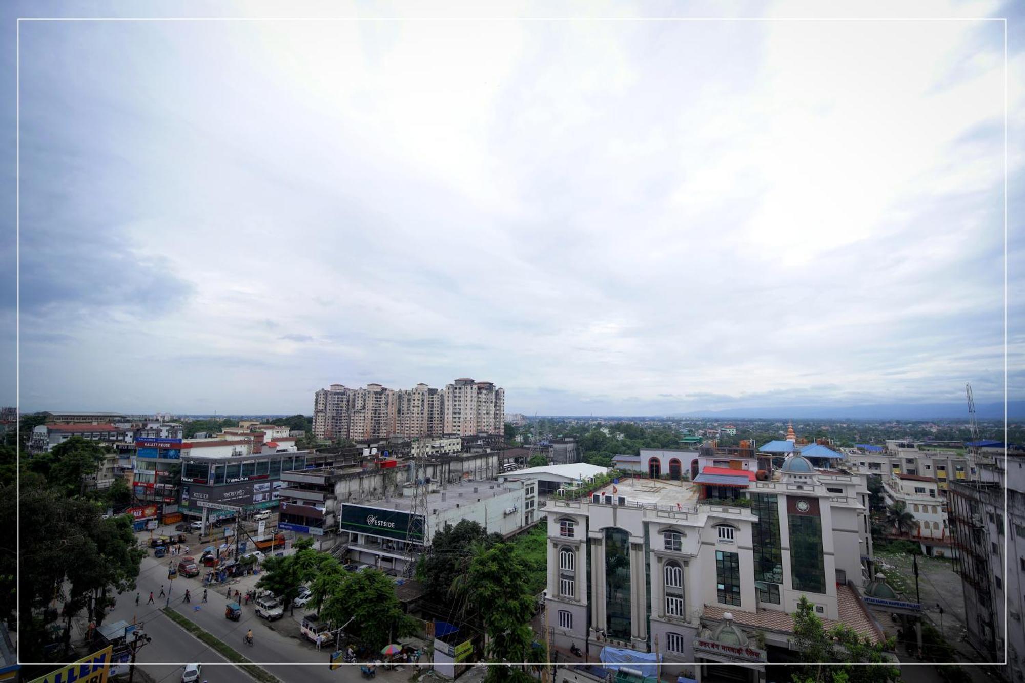 Ramada Encore By Wyndham Siliguri Sevoke Road Zewnętrze zdjęcie