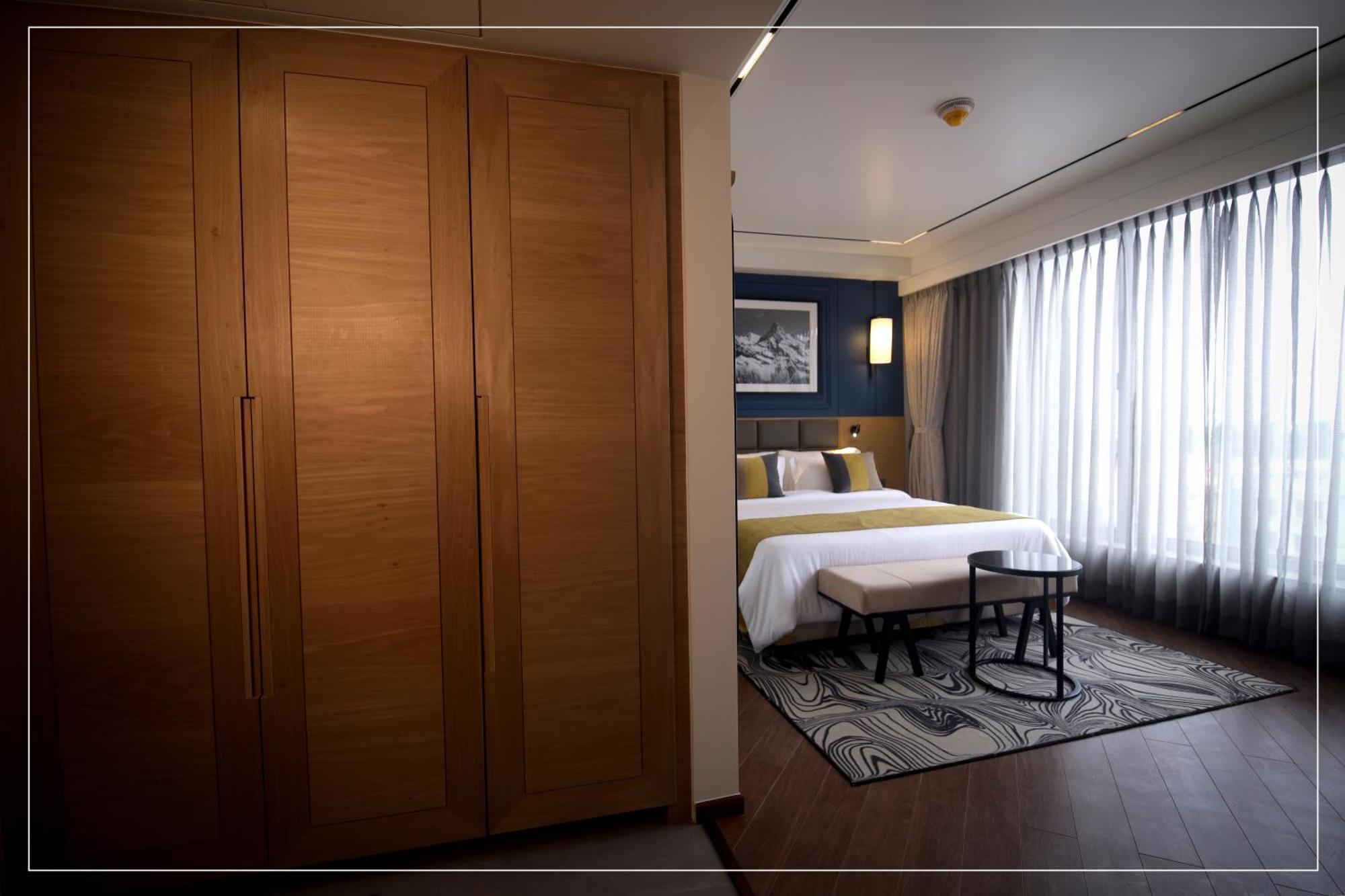 Ramada Encore By Wyndham Siliguri Sevoke Road Zewnętrze zdjęcie