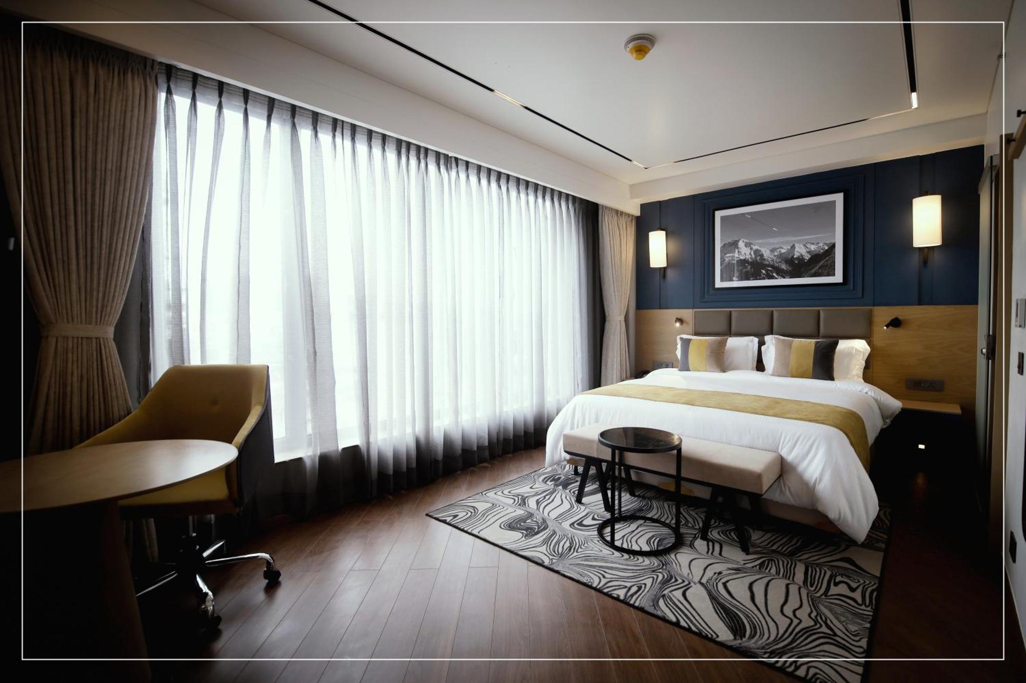 Ramada Encore By Wyndham Siliguri Sevoke Road Zewnętrze zdjęcie